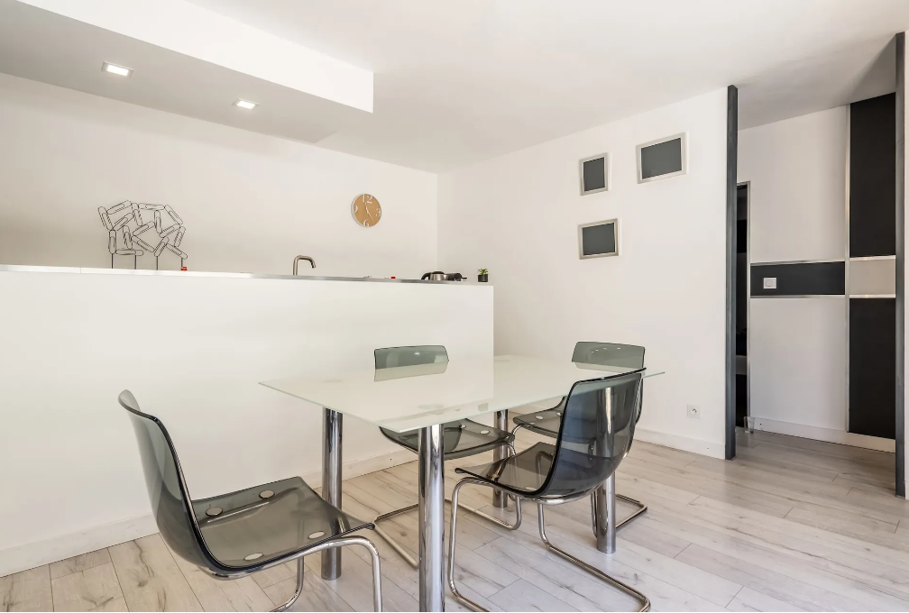 Villa-Les-Vans-REF0674536