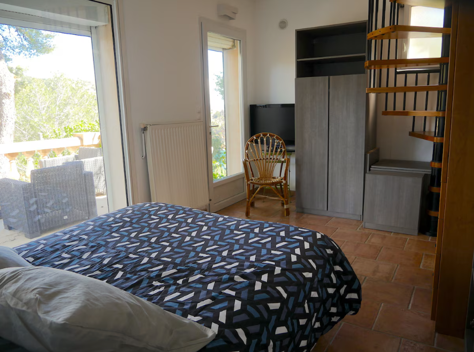 Villa-Ensues-La-Redonne-REF7418552